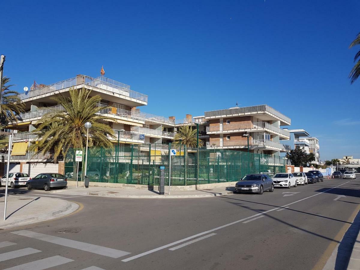 Mogaver Beach Castelldefels Apartment Екстериор снимка